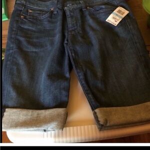 7 For All Mankind Vintage Shorts NWT Fashion Forward Ready For Warm Weather